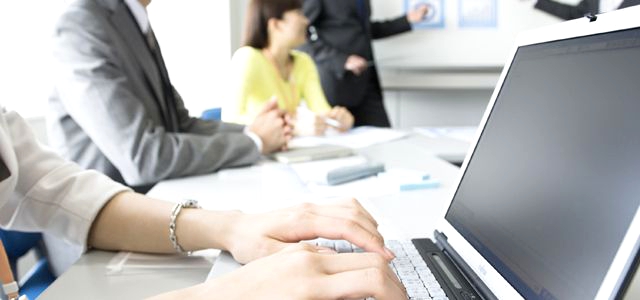 高機能携帯電話のアプリのアンインストールについて